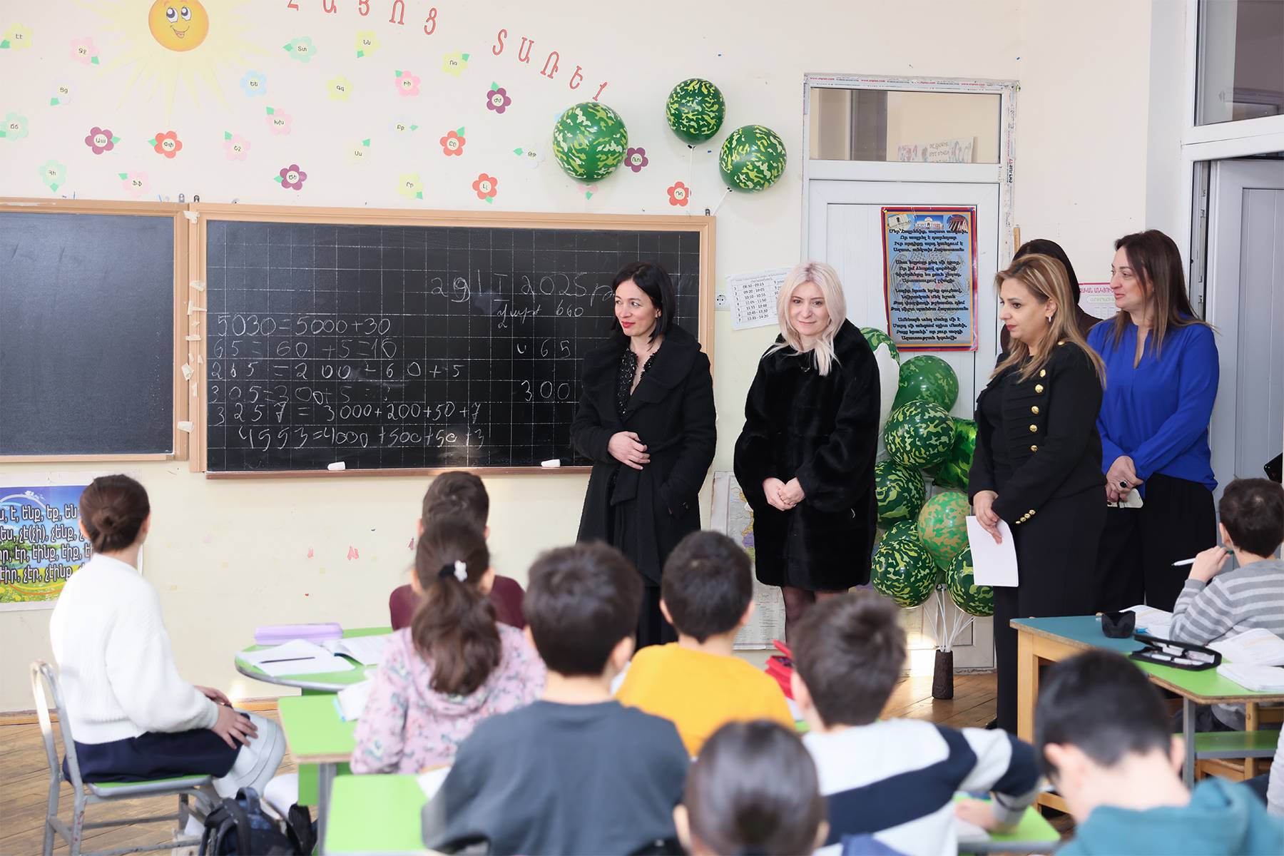 The Visit of the Minister of Education, Science, Culture and Sports to Yerevan Basic School № 100 Named After Davit Sarapyan