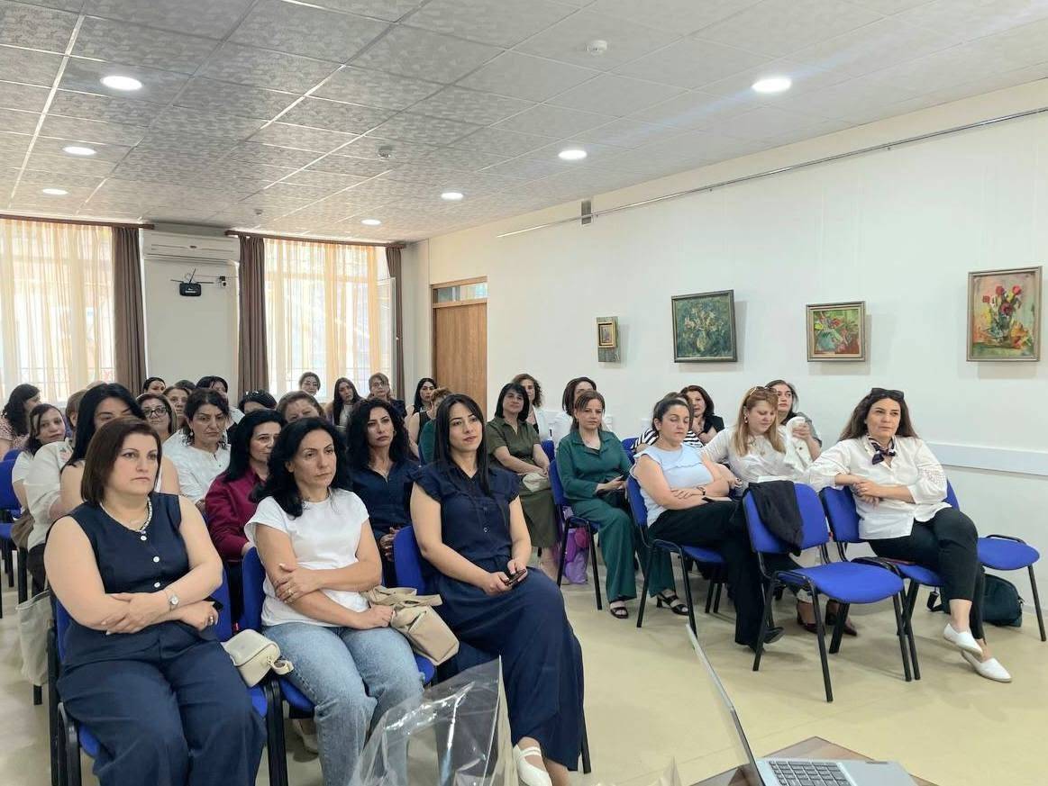 «Հանրակրթական դպրոցների ուսուցիչների և ուսուցչի օգնականների դասավանդման հմտությունների զարգացման ապահովում» ծրագրի մենթորների և մշտադիտարկողների հերթական հանդիպումը | Հունիս, 2026